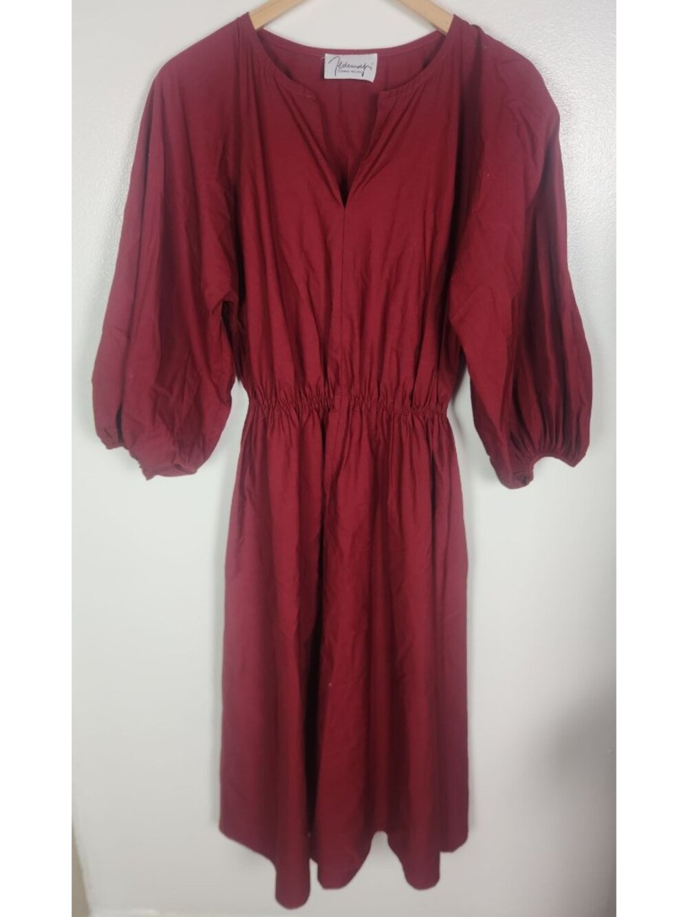 Ildemar Milano Women's Sz. L Burgundy V Neckline Midi Dress